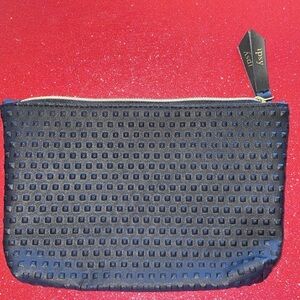 3/$10 Ipsy Glam Bag New September 2017 Black Textured Vegan Leather Like A Boss